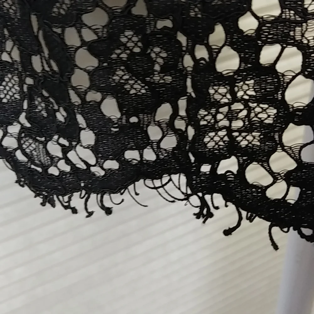 TORID LACE TOP - Picture 8 of 9